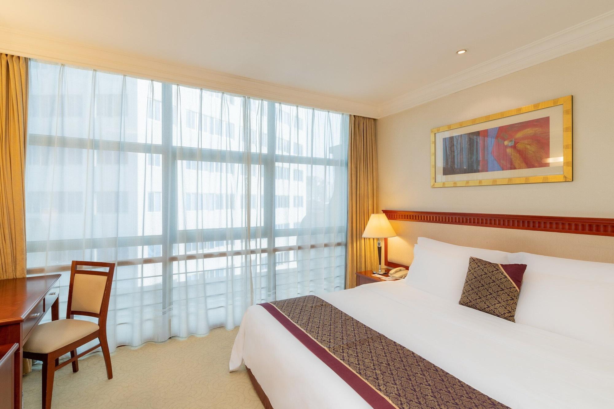 Shenzhen Dongmen Metropark Suites Hotel Exterior photo