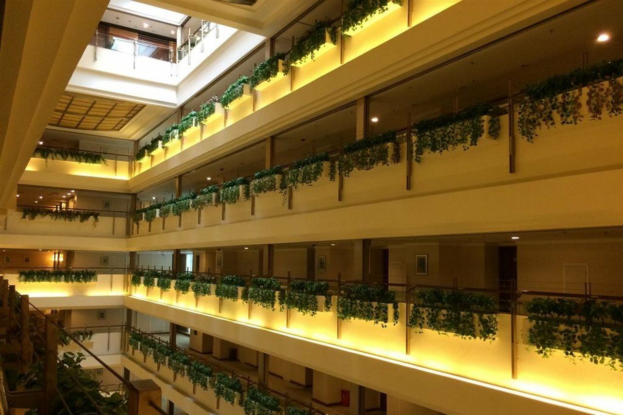 Shenzhen Dongmen Metropark Suites Hotel Exterior photo